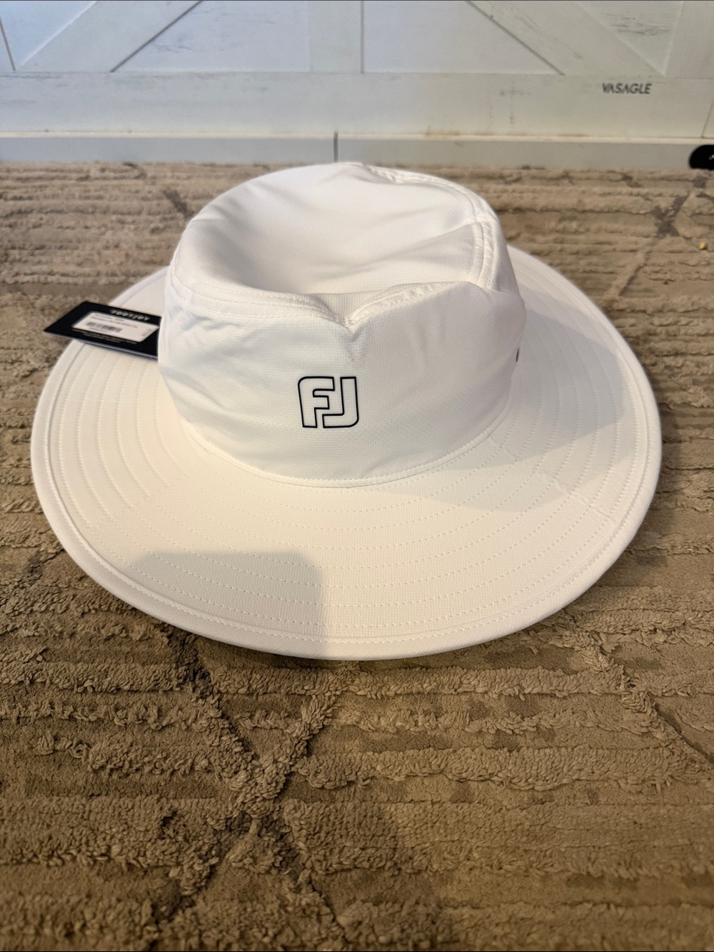 FootJoy White Wide-Brim Golf Bucket Hat